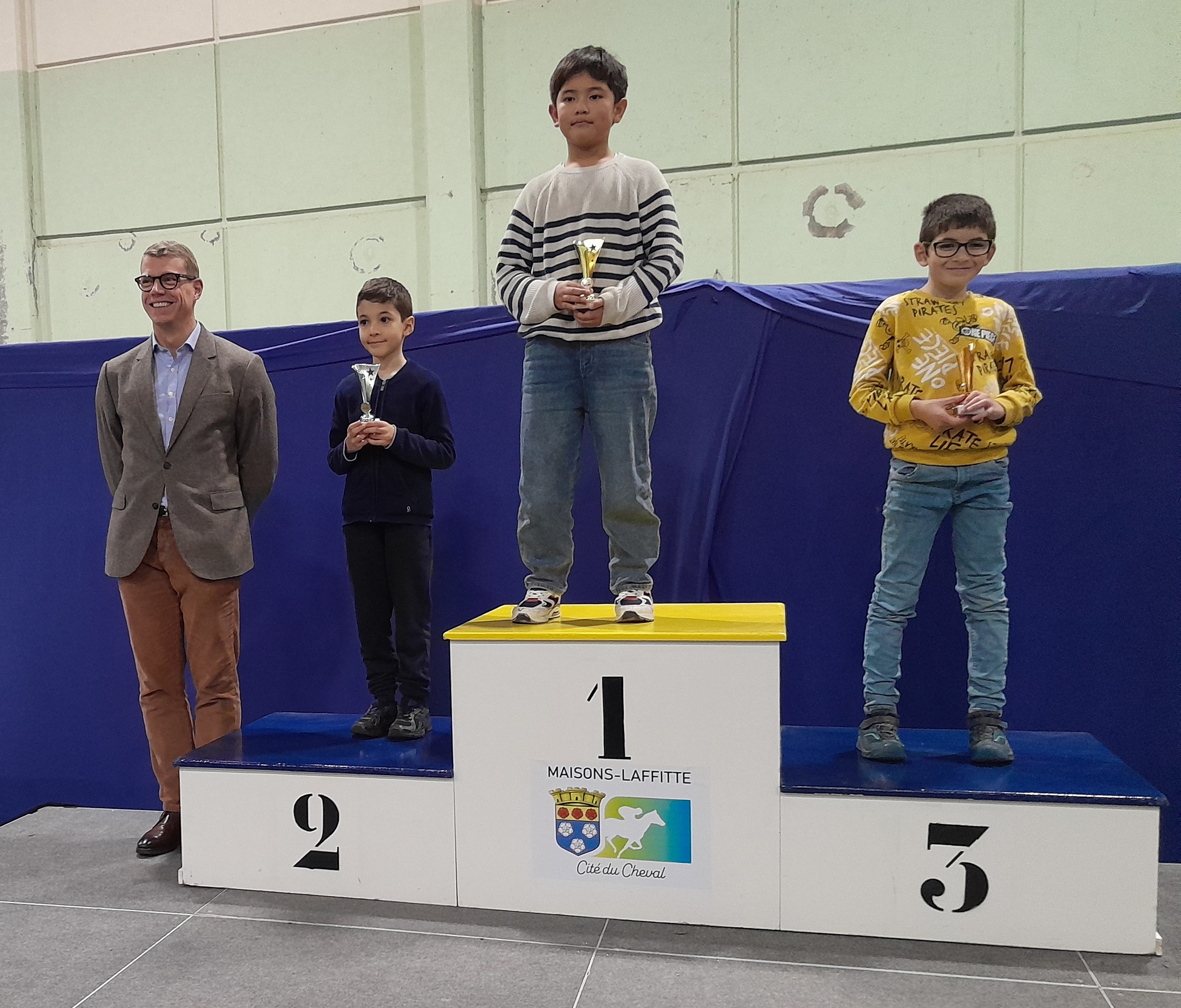 podium U10